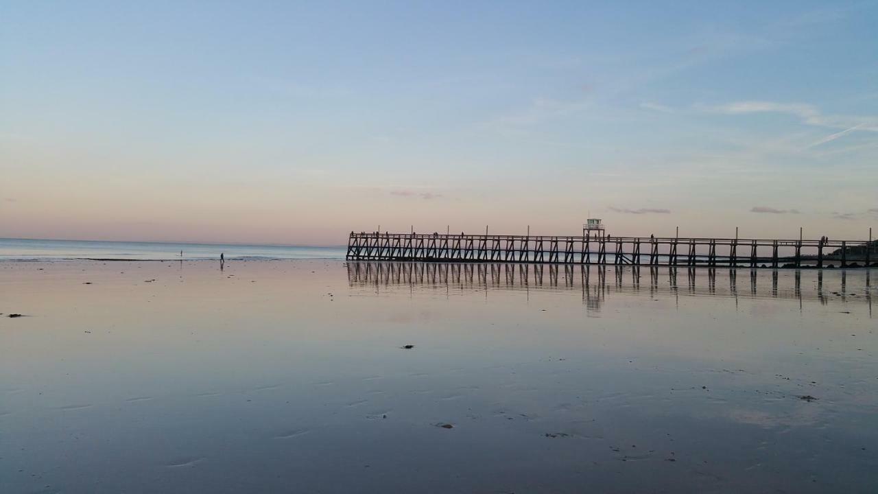 Cottage Sword Beach Hermanville-sur-Mer Esterno foto